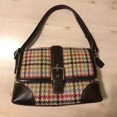 Plaid Wool And Brown Leather. Adjustable Strap Shoulder Bag. Perfect For Winter Coach Bags For Daily Use In Fall, Coach Shoulder Bag With Top Carry Handle For Fall, Multicolor Rectangular Coach Shoulder Bag, Coach Multicolor Rectangular Bag, Multicolor Rectangular Coach Bags, Casual Rectangular Coach Shoulder Bag, Multicolor Coach Pouch Bag, Casual Coach Rectangular Shoulder Bag, Multicolor Retro Coach Bag