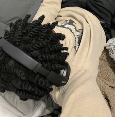 Faceless Dreadhead, Black Boy Aesthetic Faceless, Black Man Aesthetic Faceless, Faceless Boy, Dreads Aesthetic, Braided Dreadlocks, جوني ديب