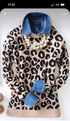 Pajamas Summer, Leopard Print Outfits, Mode Tips, Homewear Fashion, Women Pajamas, 60 Fashion, Print Sweater, Casual Work Outfits, Mode Vintage