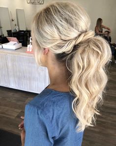 Prom Hair Up, Long Ponytail Hairstyles, Bridal Ponytail, Bridesmaid Hair Ponytail, Ponytail Updo, Halo Hair, Hair Bridesmaid, Hairstyles Updo