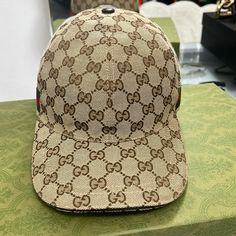 Gucci Hat Size Large Designer Beige Flat Brim Hat, Gucci Brown Curved Brim Hat, Gucci New York, Black Sport Coat, Abstract Resin Art, Brand Watches Women, Grey Sport Coat, Gucci Brand, White Collared Shirt