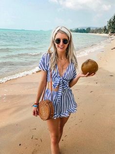 Doing a HUGE Instagram roundup of all of my vacation looks over on the blog! I've linked all outfit details as well for easy shopping :) Vacation Looks, Trendy Summer Outfits, Dresses For Teens, Vacation Outfits, Style Outfits