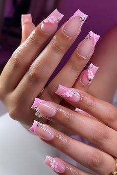 Short Nail Birthday Designs, Pink Simple Nail Designs, Girly Acrylic Nails Designs Pink, November Nail Ideas Short, Light Pink Nails Ideas, Nails Inspo Pink, Homecoming Nails Pink, Nails Acrylic Pink