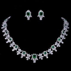 Emerald Bridal Jewelry Sets Collar Verde, Wedding Choker Necklace, Luxury Wedding Jewelry, Emerald Green Necklace, Crystal Wedding Jewelry, Earrings Sets, Romantic Earrings, Jewellery Marketing, Cubic Zirconia Necklace