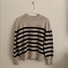 Soft Never Worn H&M Sweater Size Small Super Cozy H&m Black Casual Sweater, Casual Black H&m Sweater, H&m Black Sweater For Fall, Black H&m Sweater For Fall, Hm Sweater, Colorful Sweaters, Sweater Sizes, H&m, Sweaters For Women