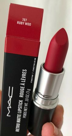 Red Mac Lipstick, Mac Lipstick Ruby Woo, Mac Red Lipstick, Mac Ruby Woo Lipstick, Bold Lipstick Makeup, Mac Red Lipsticks