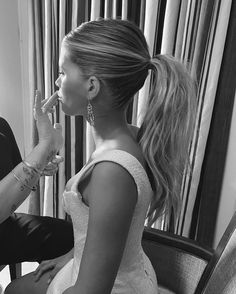 Get @sofiarichiegrainge #GRAMMYS look with @nexxushaircare #NexxusPartner Step 1: I first started with the Epic Shine Anti-Humidity Spray… | Instagram Bridesmaid Ponytail, Bridal Ponytail, Elegant Ponytail, Bridesmaid Hair Makeup, Wedding Hair Inspiration