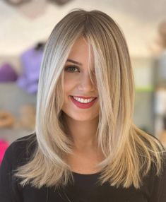 Haircuts To Add Volume, Long Haircuts For Fine Hair, Long Hair Cuts Straight, Long Length Haircuts, Blonde Hair Tips, Long Fine Hair, Fine Straight Hair, Long Haircuts, Straight Hair Cuts