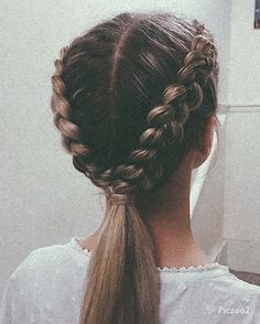 Soccer Hairstyles, Soccer Hair, Track Hairstyles, Basketball Hairstyles, Softball Hairstyles, Cheerleading Hairstyles, Cheer Hair, Sport Hair, Game Day Hair