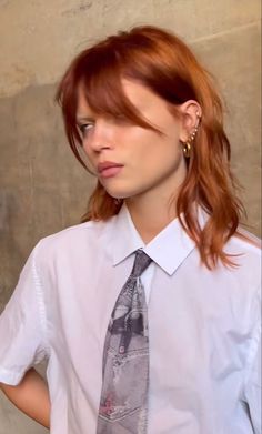 Red Mullet Hairstyle Women, Shag Hair Round Face, Copper Hair Shag, Redhead Wolfcut, Shag On Round Face, Ginger Mullet Women, Shorter Shag Hairstyles, Redhead Mullet, Long Mullet Hairstyle Women Straight