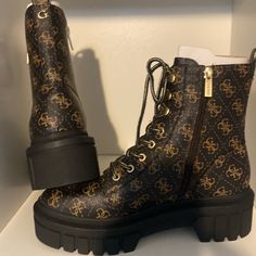 Brand New Guess Boots Never Been Used Heel Combat Boots, Guess Boots, Dress Booties, Leather Western Boots, Platform Block Heels, Shoes Brown, Guess Shoes, Black Platform, Motorcycle Boots