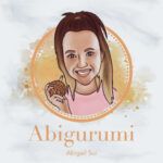 a woman holding a donut in her right hand and smiling with the words algumunii above it