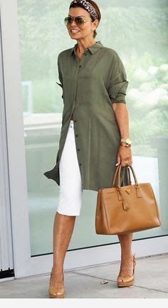 Mediterranean Fashion, Stylish Outfits For Women Over 50, Over 60 Fashion, 50 Style, 60 Fashion, Wardrobe Outfits, Over 50 Womens Fashion, Fun Style