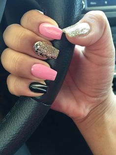 Pick And Black Nails, Black Pink Gold Nails, Pink Gold And Black Nails, Black Pink And Gold Nails, Pink Black And Gold Nails, Black And Pink Gel Nails, Black And Pink Nails Short, Black And Pink Short Nails, Pink Skittles