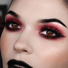 Alice Lockhart, Sith Makeup, Fall Makeup Ideas, Sith Cosplay, Star Wars Makeup, Devil Makeup, Vampy Makeup, Halloweenský Makeup