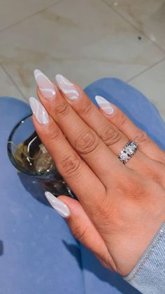 Cute Acrylic Nails Pointy, Acrylics With White Design, Nails Acrylic Vacation, Alomd Nails Ideas, Full Set Nails Acrylic, Squiggly Nails, Elegant White Nails, Nails For Bride, White Acrylic Nails