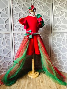 Green Christmas Pageant Dress, Red Christmas Pageant Dress For Party, Red Festive Costume Dress, Christmas Red Pageant Dress For Party, Festive Red Costume Dress, Fitted Christmas Pageant Dress For Party, Fitted Christmas Pageant Party Dress, Fitted Christmas Pageant Dress, Fitted Pageant Dress For Christmas