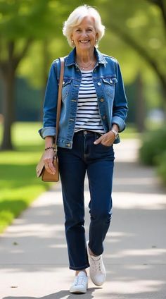 60 Year Old Woman Fashion Outfits Outfits For Women Over 60 Casual, Over 60 Fashion Classy, Fashion For Women Over 60 Outfits, Clothes For Women Over 60, 60 Year Old Woman, 60 Outfits, Classy Outfits For Women, Woman Casual, Stylish Fall Outfits