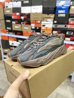 Adidas Yeezy Boost 700 V2 Enflame Amber . GZ0724 Amber