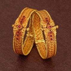 Waman Hari Pethe Sons Gold Kada, Gold Jhumka Earrings, Handmade Gold Jewellery, Bracelet Diamond, Antique Jewelry Indian, Gold Pendant Jewelry