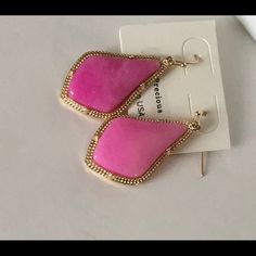 High Quality Feminine Pink Dangle Earrings, Feminine Pink Jewelry With Earrings, Pink Dangle Teardrop Earrings For Gift, Pink Teardrop Jewelry For Summer, Pink Teardrop Jewelry For Party, Elegant Pink Teardrop Earrings For Gift, Elegant Pink Teardrop Earrings As Gift, Chic Pink Earrings For Summer, Feminine Pink Drop Earrings