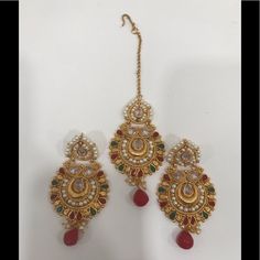 Brand New Tikka Earrings Set Green Red And Golden Luxury Festive Tikka With Zari Work, Punjabi Jewelry, Earrings Set, Earring Set, Pakistan, Jewelry Earrings, Women Jewelry, Brand New, Green