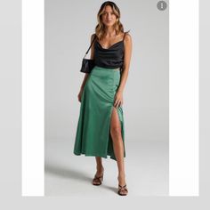 Reposhing This Item I Purchased From @Inge_a. Loved It, But Too Small For Me Never Worn But No Tags Questions? Leave A Comment Below! Jade Green Outfit, Skirts Green, White Denim Skirt, Knit Maxi Skirt, Elegant Heels, Skirt Trends, Zara Skirts, White Halter Maxi Dress, Long Maxi Skirts