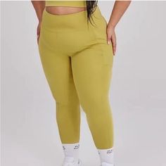 Color Pear 23 3/4 Inseam Size Small Bought Them On Depop Nwot, Worn Once. Excellent Condition #Girlfriend #Girlfriendcollective #Activewear Originally $78 Sports Bottoms With Pockets And Fitted Stretch, Tight Sports Bottoms With Pockets, Fitted Green Leggings With Pockets, Tight Gym Bottoms With Pockets, Green Gym Pants With Pockets, Loungewear Leggings With Pockets, Green Yoga Leggings With Pockets, Sporty Green Leggings With Pockets, Green Stretch Leggings With Pockets