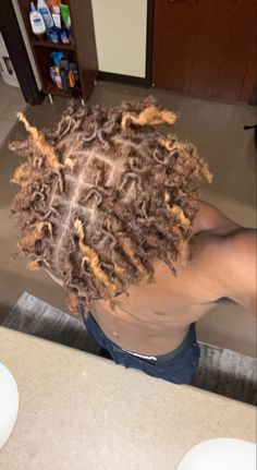 Loc Color Combo, Dark Brown Locs Men, Ginger And Blonde Dreads, Brown Locs Men, Dread Dye Ideas Men, Honey Brown Locs, Dread Color Ideas Locs, Locs Colors, Loc Colors