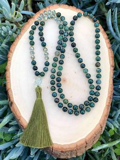 Diy Beaded Jewelry Ideas, Beaded Jewelry Ideas, Diy Beaded Jewelry, Wealth Attraction, Attracting Abundance, Gemstone Jewellery Design, Girls Necklace