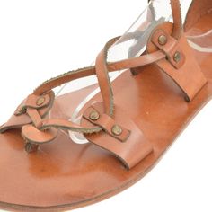 COLOR: Tan LEATHER TYPE: Vegetable Leather MATERIAL: Made from %100 leather. SOLE: Leathery IN SOLE : %100 leather. HEEL HEIGHT: 1.5 cm DESIGN: Ankle Wrapped & Lace Up GENDER: Women's The FIBO Selene sandal is a luxurious and stylish choice for your next outing. Crafted from 100% leather, this sandal ensures maximum comfort with its padded sole, designed to provide relief to your feet. Whether it's for a day at the office, a romantic evening, or a casual day outdoors, the FIBO Selene is the perfect way to make a statement.