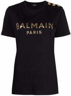 Black cotton logo-print short-sleeve T-shirt from Balmain featuring logo print to the front, decorative button detailing, gold-tone hardware, round neck, short sleeves and straight hem. Mens Green Sweater, Black Wool Blazer, Pink Dress Women, Blue Dress Women, Black Pants Men, Metallic Logo, Shirt Outfit, Tshirt Logo, Logo Print