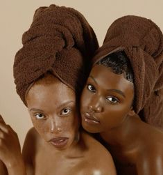 Brown Towels, Ashy Balayage, Model Tips, Very Important Person, Black Photography, Dark Skin Beauty, Brown Aesthetic, 인물 사진, Brown Skin