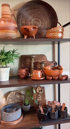 mexico aesthetic 
Mexicana
artery art artesanía artesanal pottery 
Hispanic Latino Latina 
home decor 
decoration 
interior decoration 
Decoration Mexicana 
shelf decor 
Mexico 
Aesthetic 
Mediterranean 
Pueblo rancho 
Ranchero Mexican Artisan Home Decor, Mexico Aesthetic Decor, Mexico Aesthetic Home Decor, Latin Home Aesthetic, Spanish Style Homes Interior Decor Living Room, Mexican Asethic Decor, Mexico Kitchen Decor, Mexican Decor Aesthetic, Spanish Boho Home