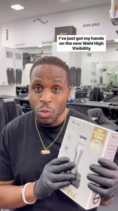 Join the Excitement: Watch as we unbox the new Wahl High Visibility Trimmer! Have you had the chance to try it yet? Share your experiences and thoughts in the comments below. Let's discover the features and performance together! #barber #barbershop #barbertips #businessadvice #entreprenuer Low Fade, High Fade