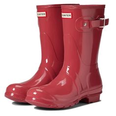 Color: Glenmore Rose Handcrafted With A High Gloss Finish, These Short Rain Boots From Hunter Achieve Exceptional Rainy-Day Function Alongside Unsurpassed Style. The Textile Lining Is Soft And Snug, And The Durable Outsole Maintains Traction No Matter The Surface. Hunter Original Gloss Short In 'Glenmore Rose' Is Crafted In Waterproof Rubber And Features An Adjustable Buckled Strap And The Signature Hunter Logo To The Front. Short Pink Gloss Hunter Boot. Adjustable Strap. Waterproof. Hunter Logo Hunter Logo, Pink Gloss, Hunter Boot, Short Rain Boots, Hunter Shoes, Women Hunters, Wet Weather, High Gloss Finish, Moto Boots