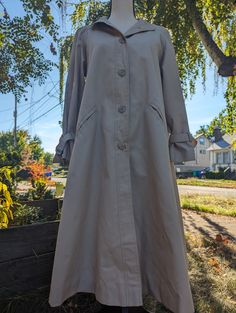 "Super cool and high quality trench coat. Perfect classic old money vibes. Incredible high end details like back pleat and buttons reinforced by buttons. Buckles on wrists. Coats like this run close to $800 now Great vintage condition. Unsure of exact age, but made in British Hong Kong, so pre 1997. One small brown stain that I didn't notice for a t Generous sizing 20\" pit to pit Ships in 1-3 business days Tags: old money quiet luxury fall winter new York preppy classic tan beige duster trench rain" New York Preppy, Winter New York, Fast 800, British Hong Kong, Quiet Luxury, Old Money, Super Cool, Saks Fifth, Hong Kong