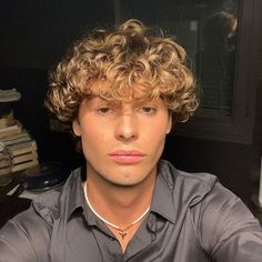 Formal Hairstyles Men, Bad Ash, Curly Boy, Blonde Man, Mens Hairstyles Curly, Loose Curly Hair