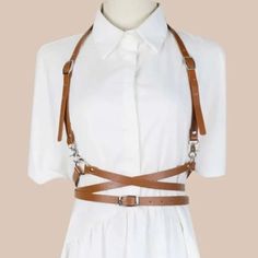 Brown Strap Leather Belt One Size Length: 245cm Waistline: 66-80cm -Pu Leather -Adjustable Strap -Metal O-Ring -Silver Stud -Lightweight Brand New Brown Harness, Harness Belt, Belt Men, Belt Women, Belt Brown, Corset Belt, Leather Harness, Faux Leather Belts, Boutique Accessories