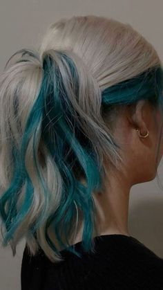 Blonde Over Blue Hair, Blonde Hair Blue Underneath, Blonde Hair Teal Highlights, Blonde With Blue Hair, Blue Roots Blonde Hair, Vivid Hair Color Ideas Blondes, Blonde Hair With Blue Underneath, Blonde And Teal Hair, Blue Highlights In Blonde Hair