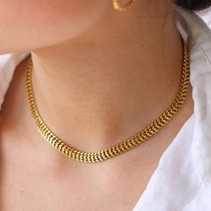 Minimalism Weave Charm Thick Chain Necklace Free People Necklace, Diamond Band Engagement Ring, Thick Chain Necklace, Crystal Fashion, Woven Chain, Chain Bracelets, Chain Choker Necklace, Gold Tone Necklace, Bead Jewellery