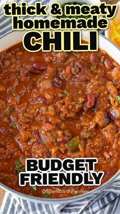 a bowl filled with chili and the words, how to make thick & meaty homemade chili