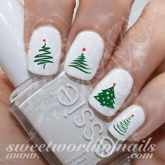 Christmas Tree Nail Art, Berry Nails, Tree Nail Art, New Years Nail Art, Christmas Tree Nails, Tree Nails