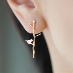 Adorable Bird On A Branch Post Earrings! Gold Plated. Bird Branch, Branch Earrings, Emerald Earrings Studs, Stud Earrings Gold, Choker Pendant, Minimalist Studs, Halo Earrings, Bird Earrings, Emerald Earrings