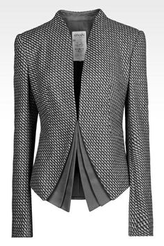 Armani Jacket Detail Couture, Dinner Jacket, Armani Collezioni, Work Attire, Work Fashion, Fashion Details, Jacket Style, Work Outfits