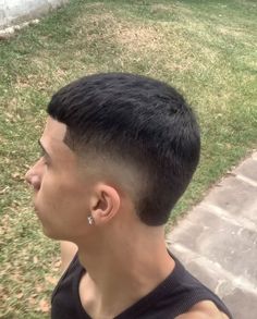 Mullet With Short Hair, Taper Fade Pelo Corto, Corte Mullet, Men Short Hair Fade, Mullet Short, Fade Haircut Curly Hair, Taper Fade Curly Hair, Buzz Cut Hairstyles, Mens Hairstyles Fade