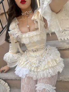 Nastaran Core, Modern Rococo Fashion, Rococo Inspired Fashion, Rococo Aesthetic Fashion, White Corset Outfit, Bustier Outfit, Vintage Bustier, Outfit White, Corset Bustier