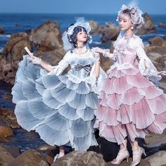 Half And Half Dress Design, Swan Clothes, Clothing Design Sketches, Fashion Design Drawings, Fashion Inspiration Design, Lolita Dress, Fantasy Clothing, Lolita Fashion, Really Cute Outfits