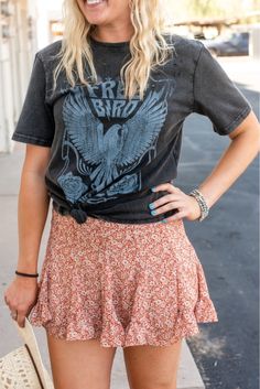 A new graphic tee - absolutely! This Free Bird t-shirt is edgy and unique. The washed out look and Free Bird design is a fun addition to any outfit. Pair it with a midi skirt for a dressy look or throw it on with denim shorts for a comfortable and casual everyday outfit. The options are endless with this graphic tee. 100% Cotton Model is 5'6", size 34B bust, and shown wearing a size small Fit is true to size Date Night Fashion, Bird Graphic, Free Bird, Summer Work Outfits, Everyday Outfit, Bird Design, Casual Sweaters, Casual Summer Outfits, Casual Everyday