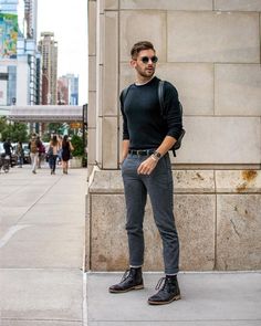 New York Spring Outfits, Mens Fashion Dressy, Mens Fashion Casual Shoes, Mens Fashion Work, Spring Outfits Men, Mens Clothing Store, New York Spring, Men Fashion Show, Hipster Mens Fashion